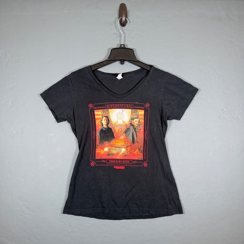 Supernatural Official‎ Convention Tour 2021-2022 Graphic V-Neck Shirt Size M